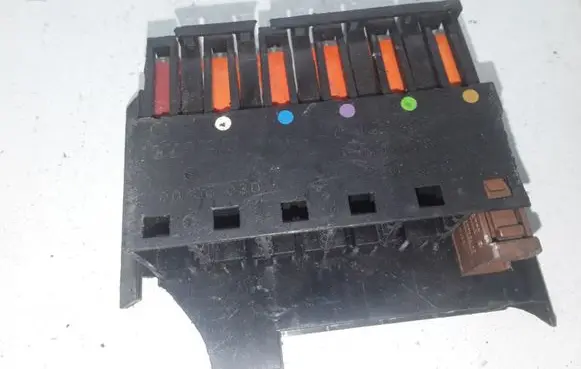 Mercedes-Benz E W211 Fuse module A2115460641 013948371