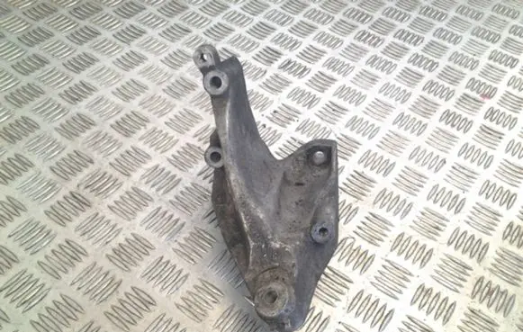 Volkswagen Crafter Engine mounting bracket 076199308