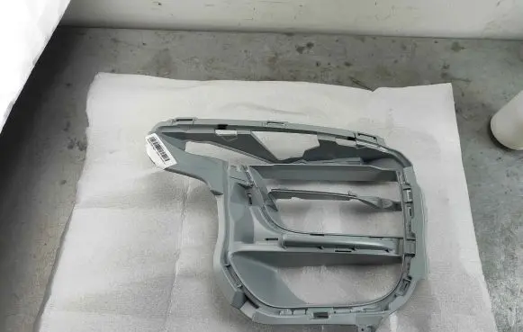 Porsche Macan (95B) Front bumper lower grill 95b807681bg2x