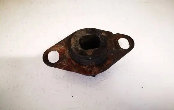Renault Scenic I Engine mount bracket 7700788318