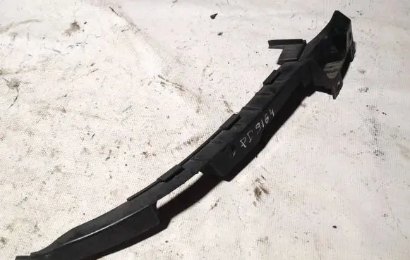 Opel Insignia A Front bumper mounting bracket 13250571