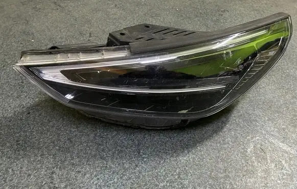 Hyundai i30 Headlight/headlamp 92101G4600 180520211639