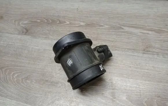 Volvo V70 Mass air flow meter 31342362 0280218088