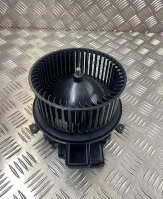 Audi Q8 Heater fan/blower 4M1820021C