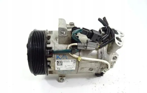 Nissan Micra K14 Air conditioning (A/C) compressor (pump) 926004423R