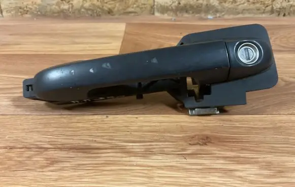 Hyundai i30 Front door exterior handle 