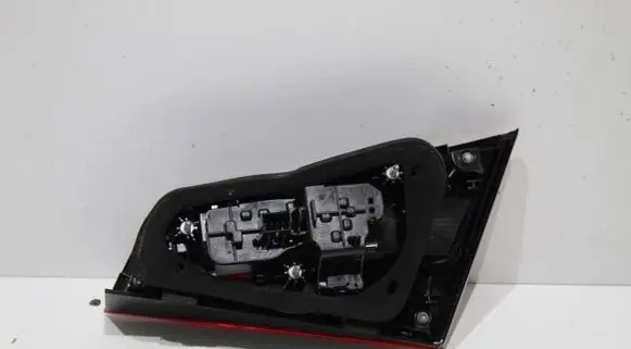 Audi A3 S3 8V Tailgate rear/tail lights 8V4945075 AU373PA 2TZ01283901