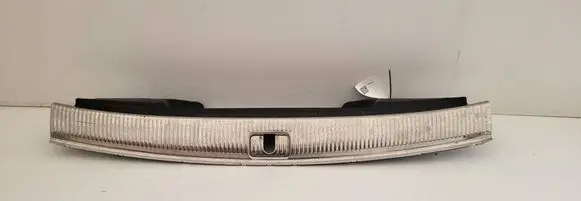 Audi Q5 SQ5 8R Tailgate/boot lid lock trim