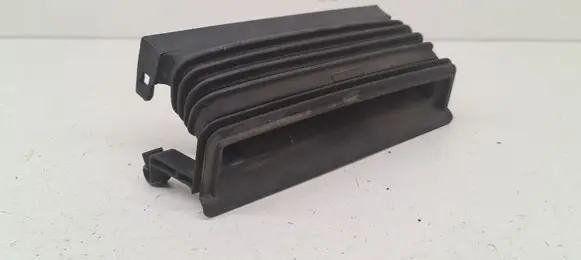 Mercedes-Benz C W204 Air intake duct part A2045050261