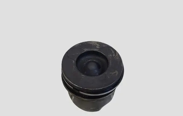Volvo V70 Piston