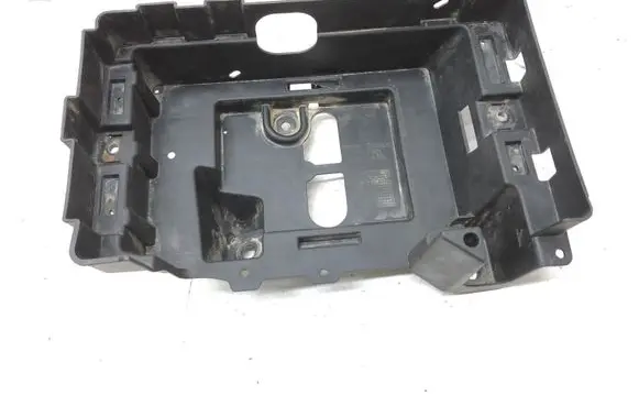 Battery box tray
