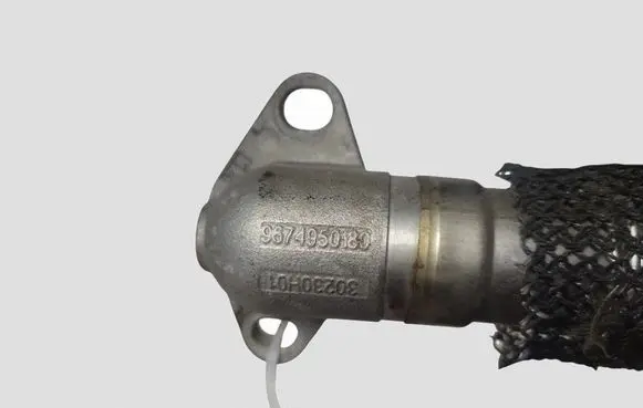 Peugeot 508 EGR valve line/pipe/hose 9674950180