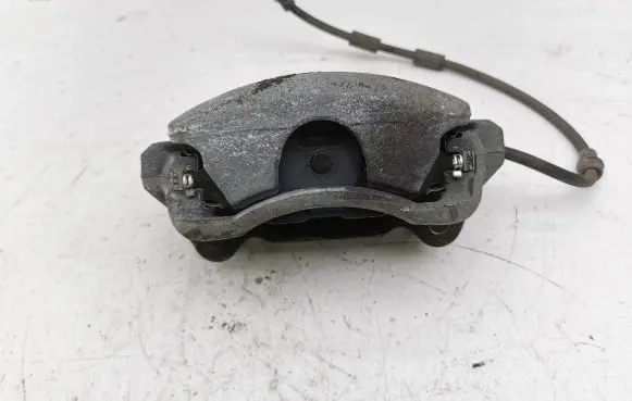 Volkswagen Golf VIII Front brake caliper