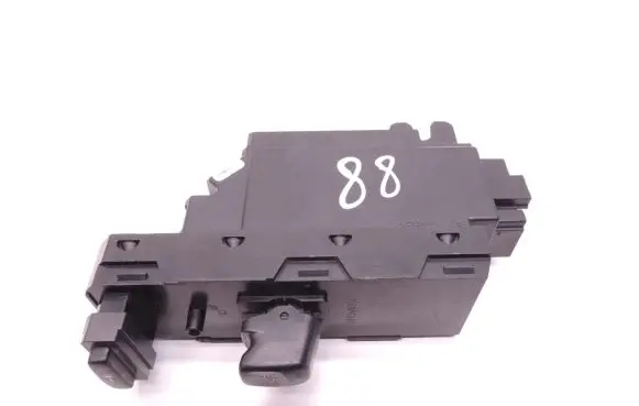 Volvo S60 Electric window control switch 30739981 D88