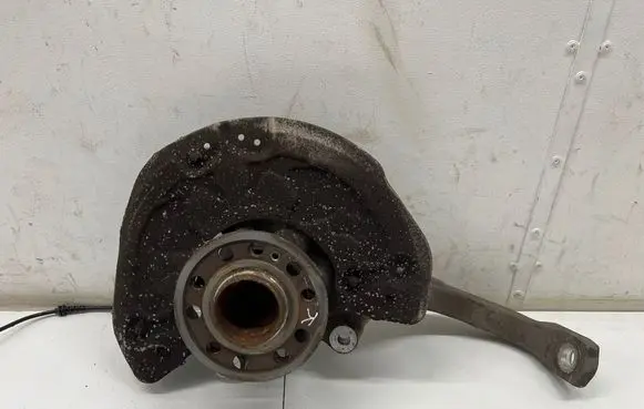 Mercedes-Benz E W213 Front wheel hub A2133309101