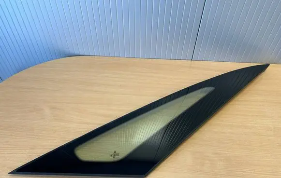Volkswagen Multivan T7 Front triangle window/glass 7T0845115C 7T0845115CNVB