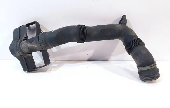 Volkswagen Caddy Air intake duct part 1K0129618T