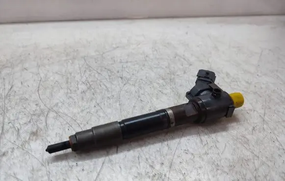 Fuel injector