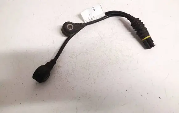 BMW 5 E39 Detonation knock sensor 5WK96031 1703276