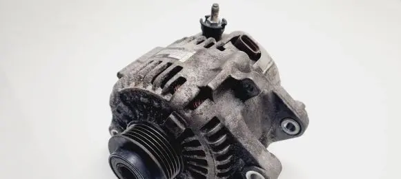 KIA Carnival Generator/alternator 373004X900 021319221