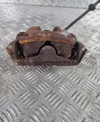 BMW 1 E81 E87 Front brake caliper