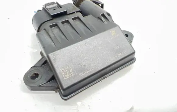 Mercedes-Benz E W211 Glow plug pre-heat relay A6429007801