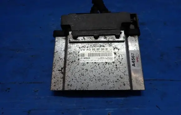 Skoda Yeti (5L) Engine control unit/module 04E907309BM 0261S12607