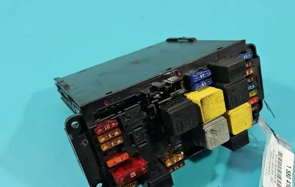 Mercedes-Benz C W203 Fuse box set 5DK00848501 IMPRK1580410