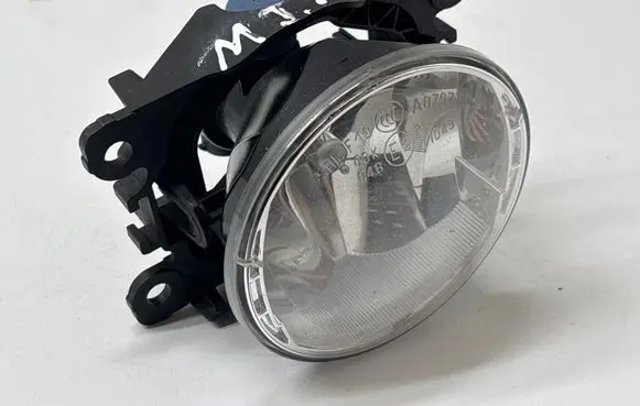 Renault Megane IV Front fog light 261500097R 89208691 09052017