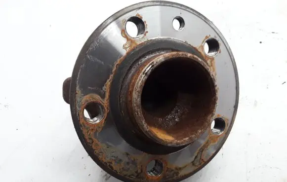 Volvo V60 Rear wheel hub 31329968