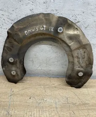 BMW 5 GT F07 Front brake disc dust cover plate 6775265