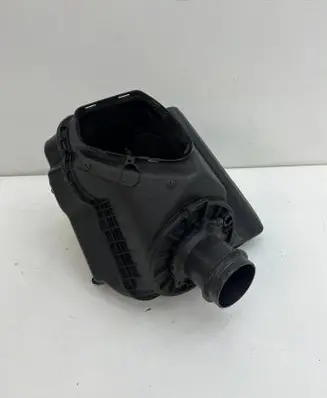 Audi A5 8T 8F Air filter box 4G0133838E