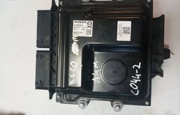 Volvo S60 Engine control unit/module 31452623 MB2797009612