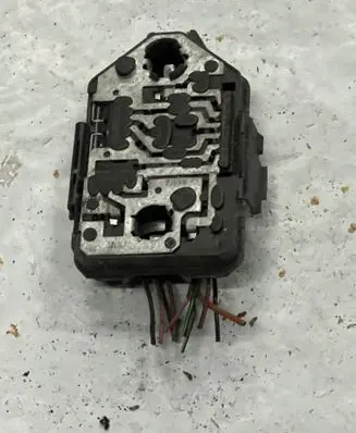 Audi A3 S3 8L Tail light bulb cover holder 1H5945257