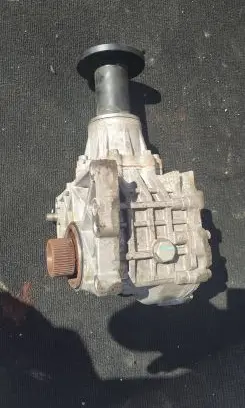 Hyundai Santa Fe Gearbox transfer box case 3B600253R