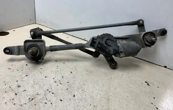Opel Insignia A Front wiper linkage and motor 13227392 AV1590601414
