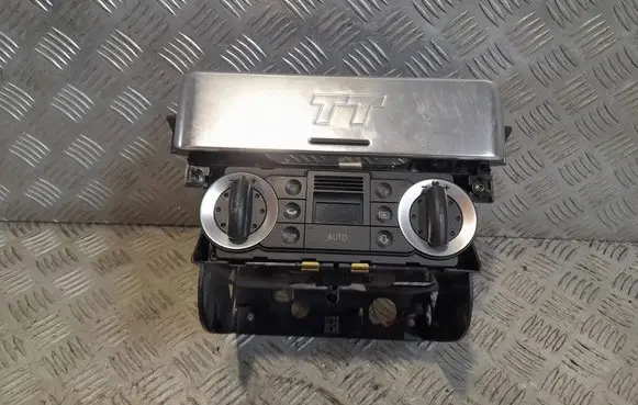 Audi TT Mk1 Climate control unit 8N0863243C 8N0863239C