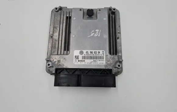 Volkswagen Tiguan Engine control unit/module 03L906022RN 0281016155