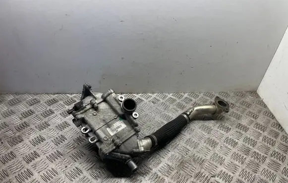 Jaguar XE EGR valve cooler G4D39F464AD