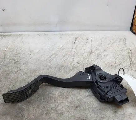 Citroen C3 Aircross Accelerator throttle pedal 6PV00994961 3637657 14082017