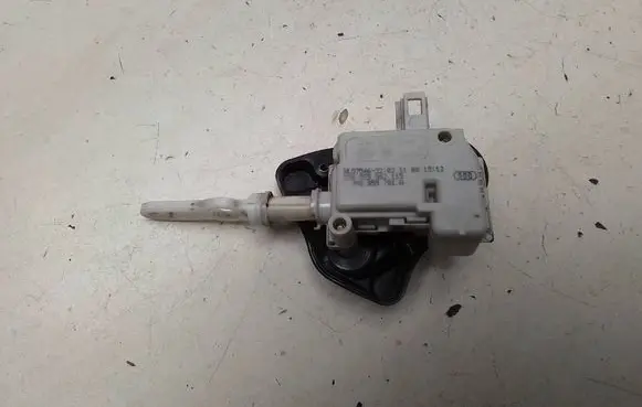 Audi A4 S4 B6 8E 8H Central locking motor 7M0959781A