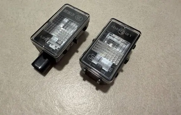 Number plate light