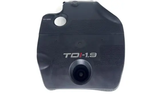 Volkswagen Golf IV Engine cover (trim) 038103925