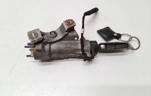 Volkswagen Transporter - Caravelle T5 Ignition lock 4B0905851C