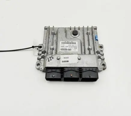Ford Kuga II Engine control unit/module DV4112A650BK 28440055