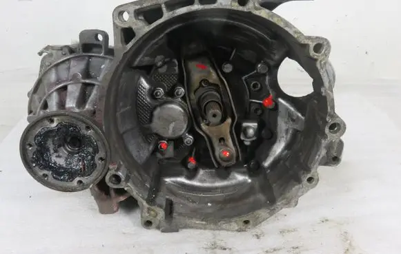 Volkswagen PASSAT B6 Manual 6 speed gearbox JCX