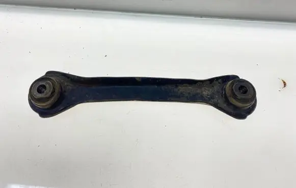 Subaru Outback Rear control arm 20250AE06A