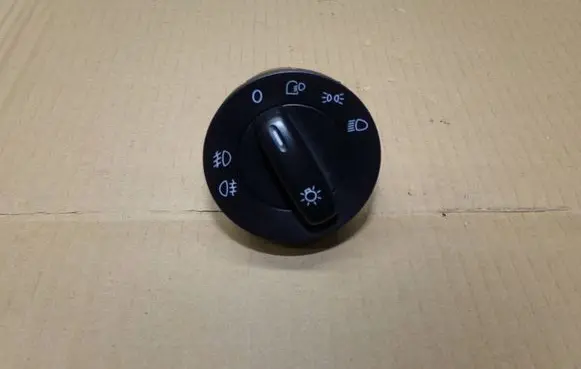 Volkswagen PASSAT B6 Light switch 1K0941431N