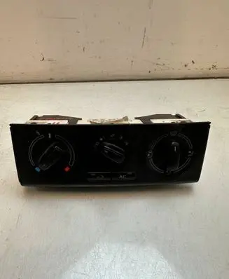 Skoda Fabia Mk2 (5J) Climate control unit 5J0820045D S0202