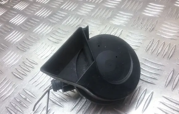 Audi A4 S4 B7 8E 8H Horn signal 8E0951221C